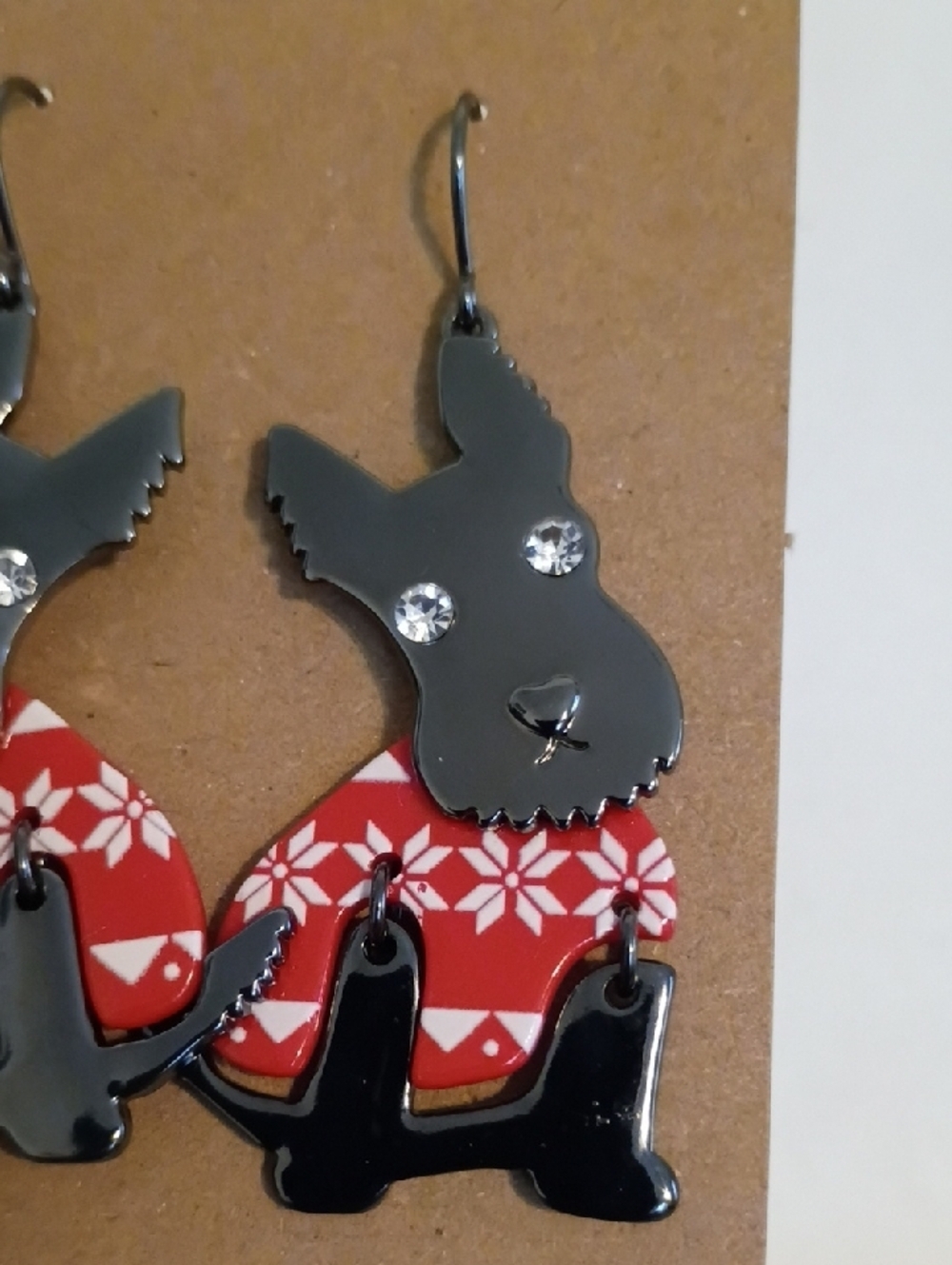 Scottie Dog Dangle Earrings Red Plaid Rhinestone Novelty Jewelry - Picture 3 of 6
